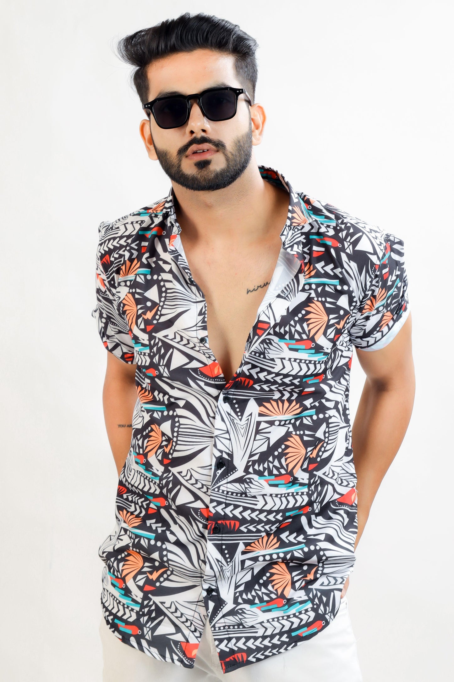 Men's Printed Holiday Shirts