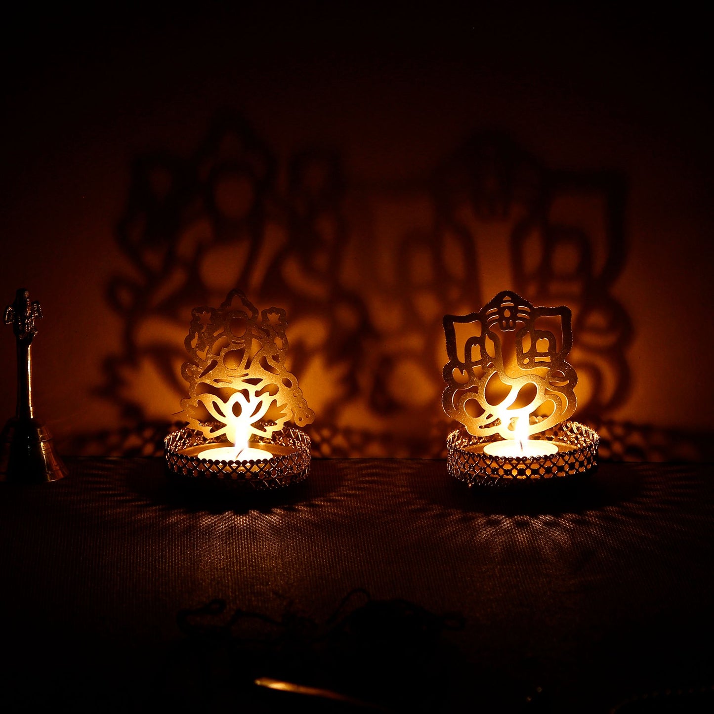 eCraftIndia Lord Ganesha and Laxmi Shadow Tea Light Holder